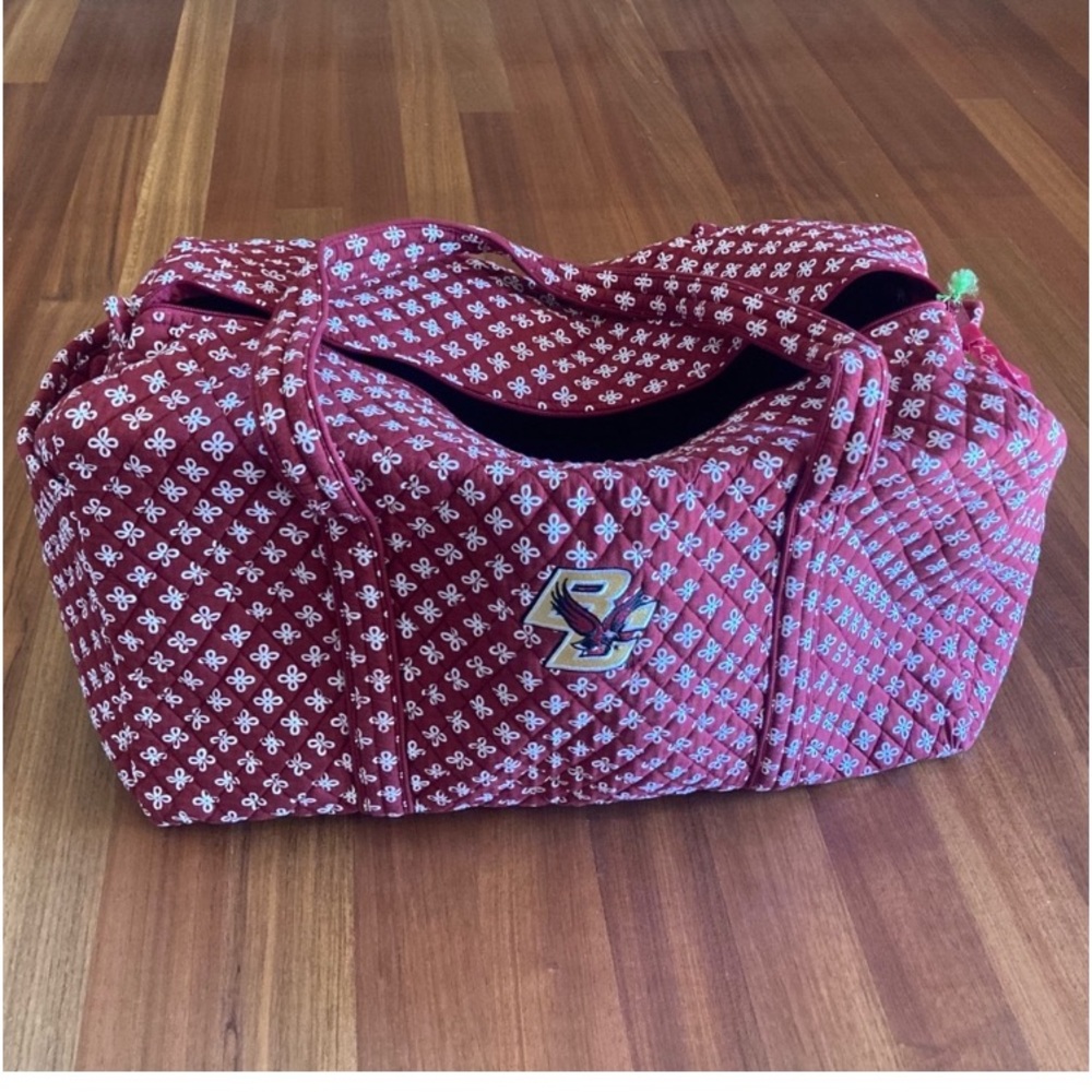 BOSTON COLLEGE MERCHANDISE NWT Vera Bradley Travel Duffel bag in floral pattern.